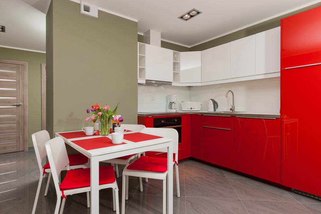 Jantar Apartamenty Deluxe Sea View Kołobrzeg Habitación foto